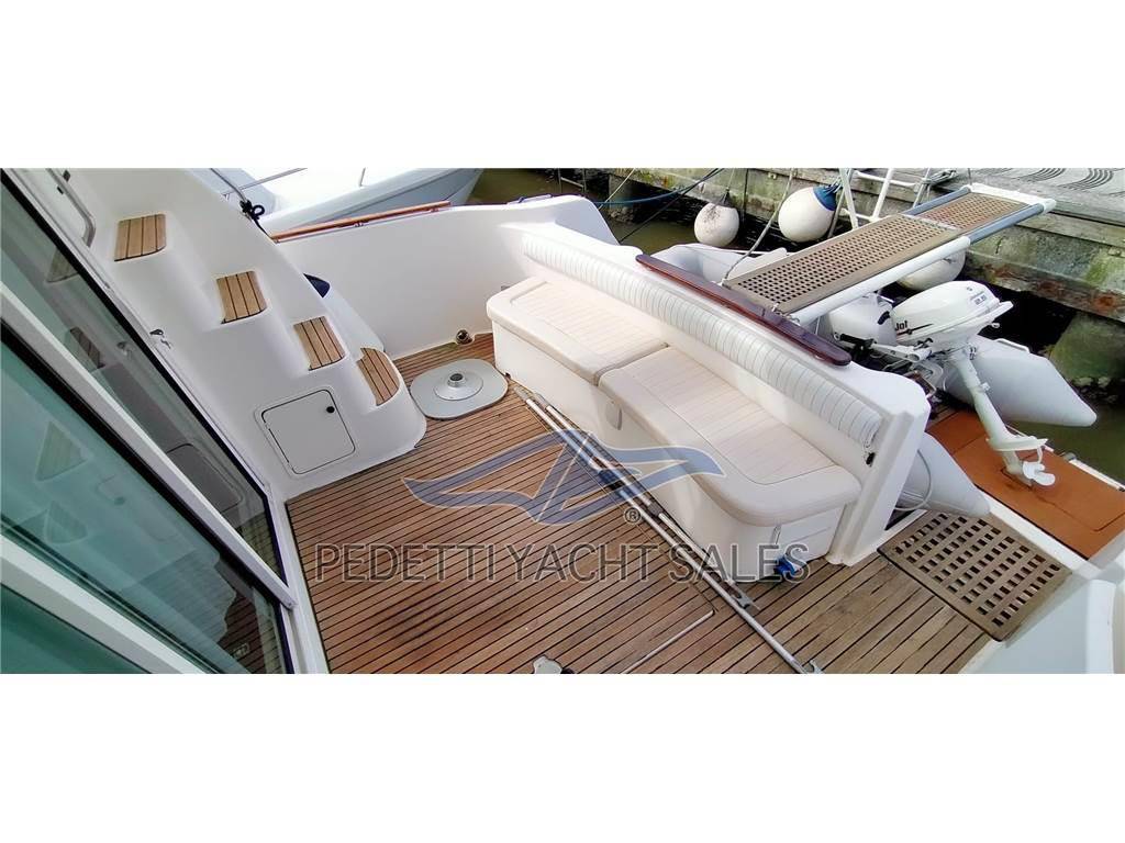 Jeanneau Prestige 32'