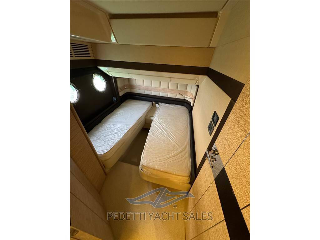 Azimut 64 flybridge