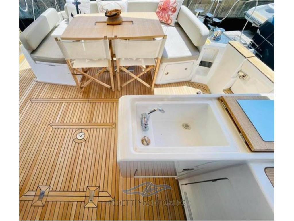 Azimut Magellano 53