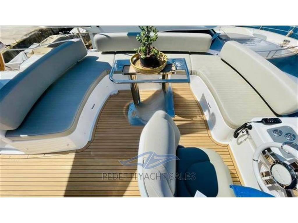 Azimut Magellano 53