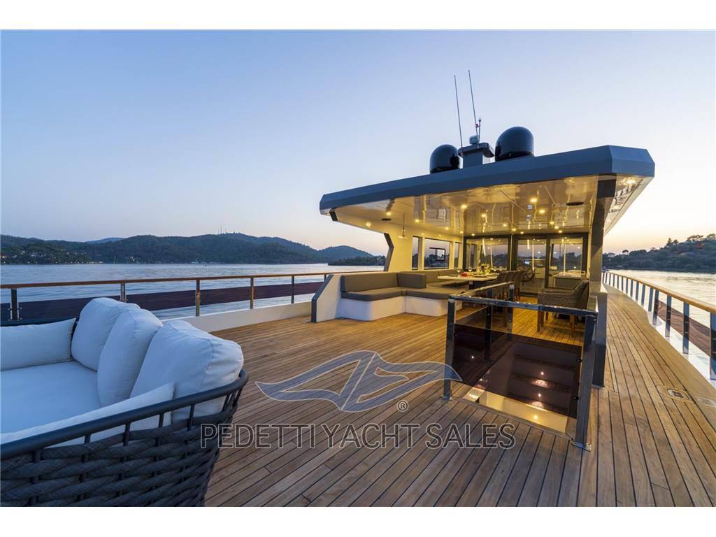 Custom albatros Trawler