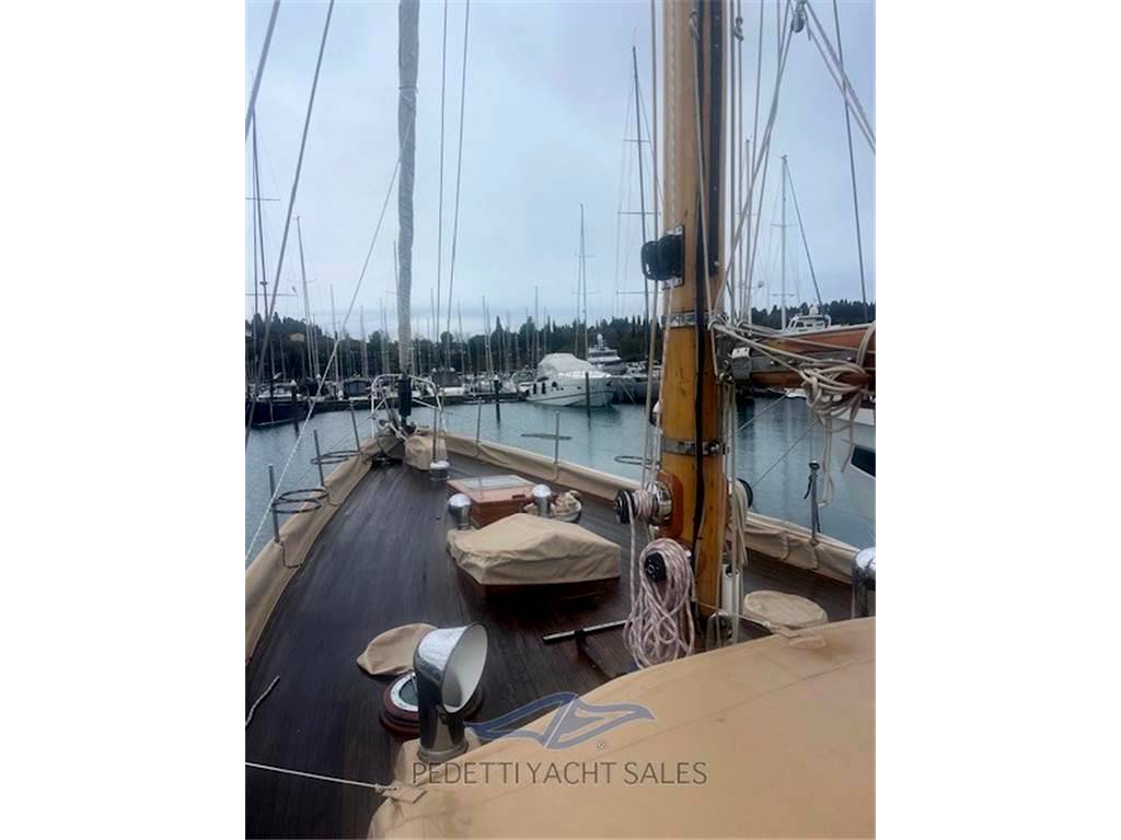 Cantieri di pisa Bruno veronese ketch tyrsa
