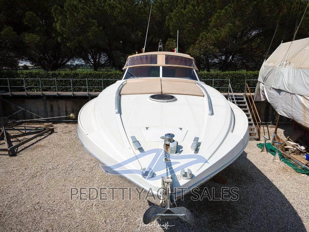 Cantiere navale dell’adriatico Pershing 40