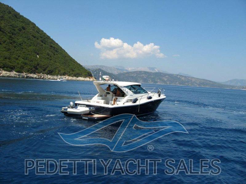 Uniesse 42 american top