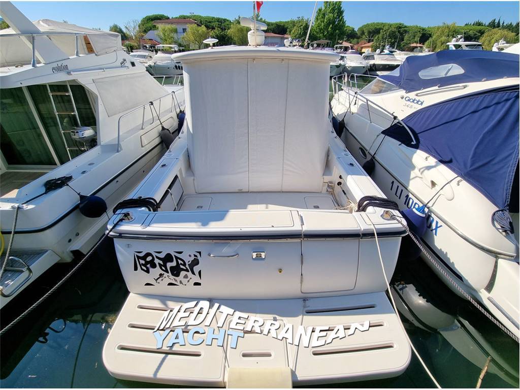 Tiara 3600 open