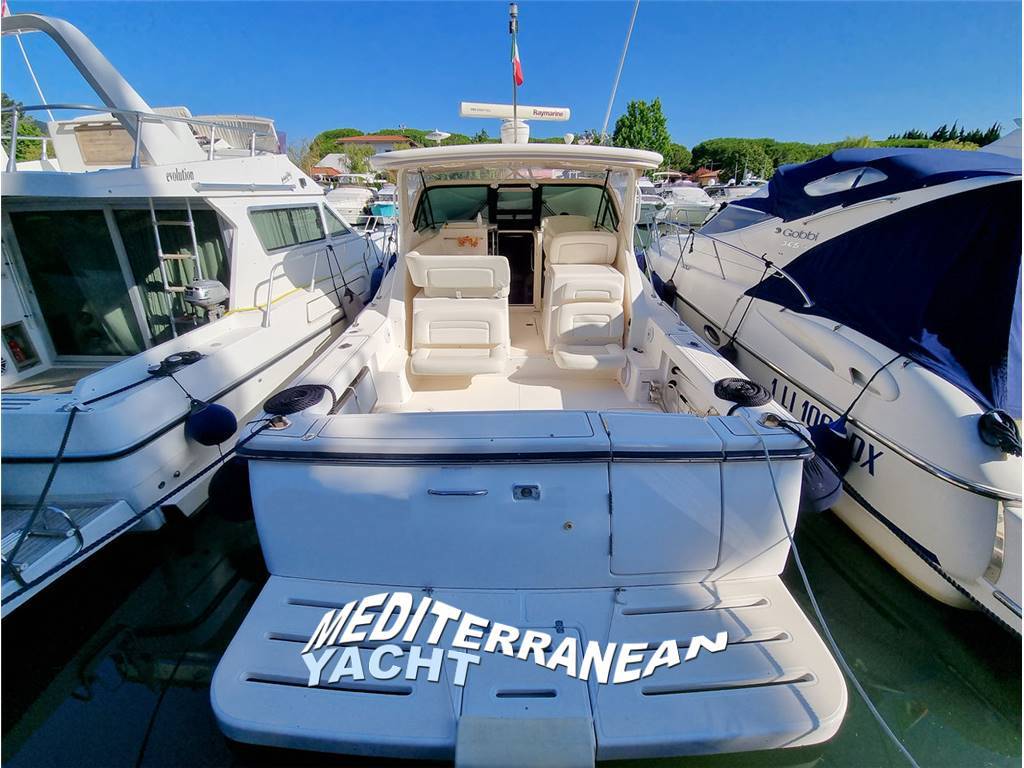 Tiara 3600 open