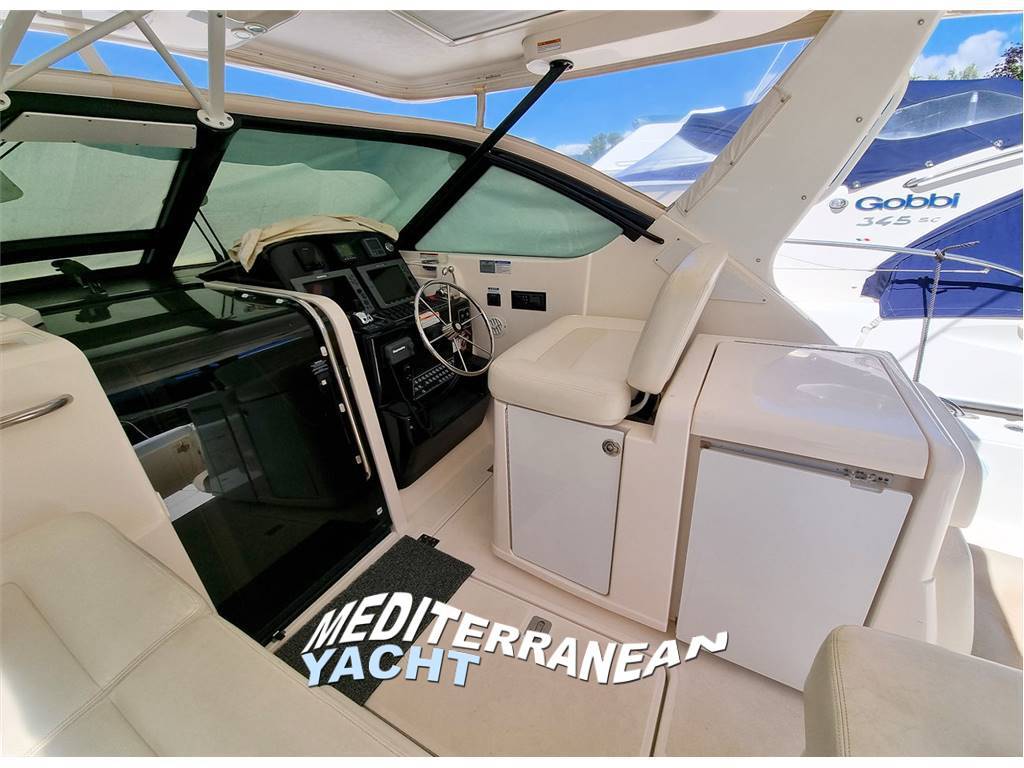 Tiara 3600 open