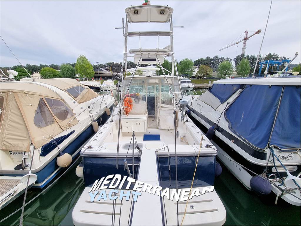 Tiara 3600 open