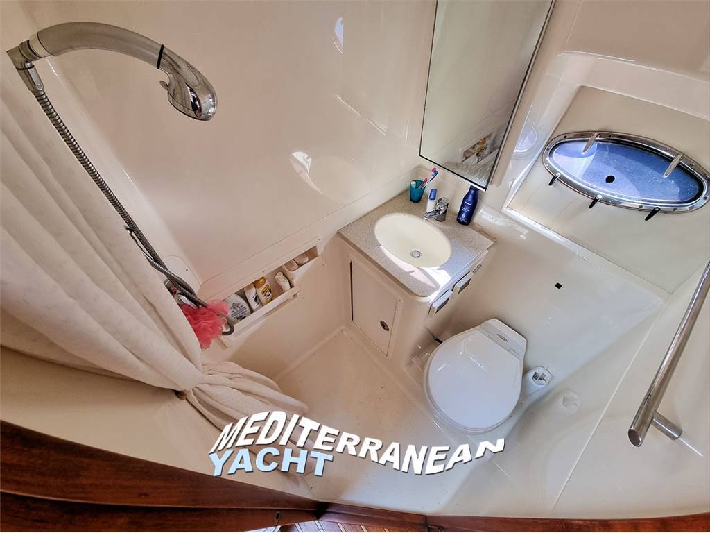 Tiara 3600 open