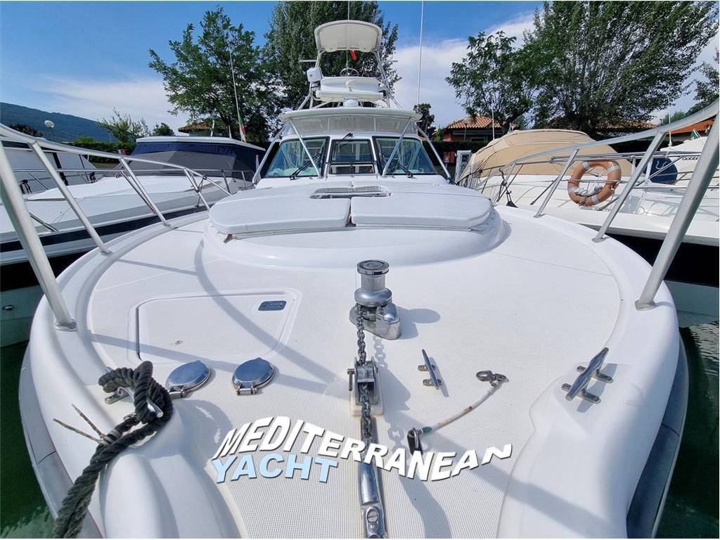 Tiara 3600 open