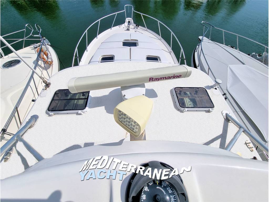 Tiara 3600 open