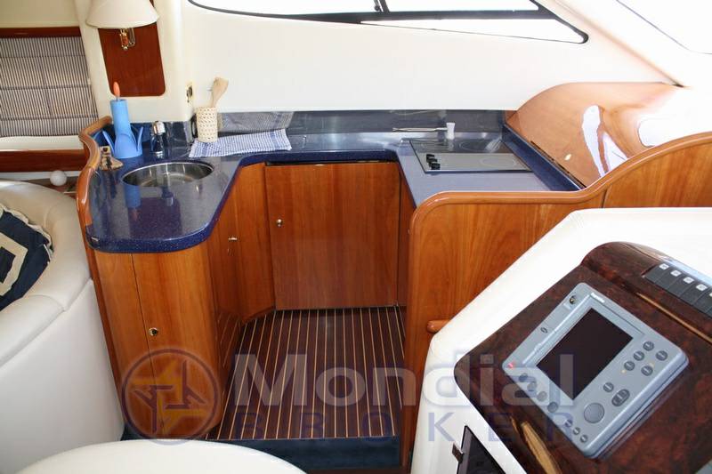 Cranchi Atlantique 48'