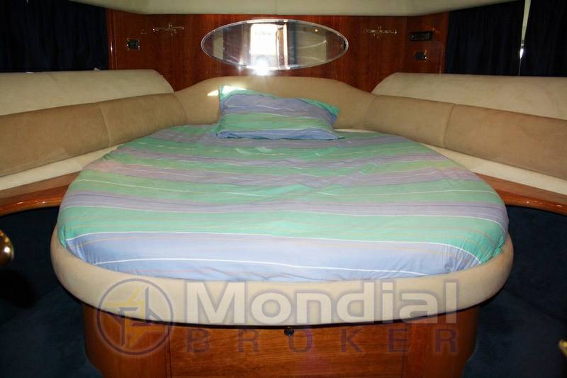 Cranchi Atlantique 48'