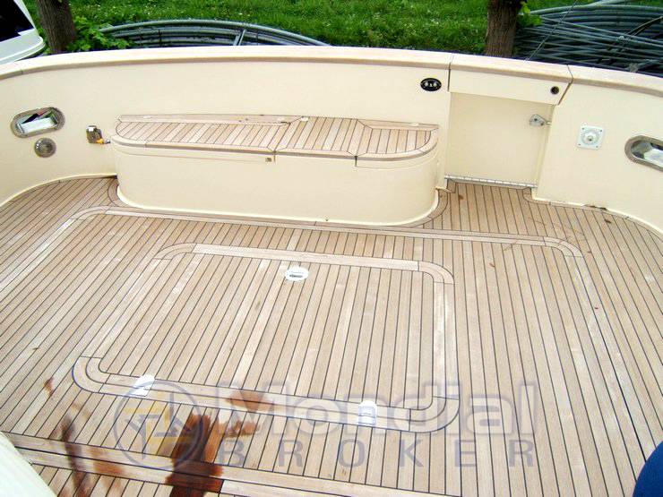 Portofino marine Portofino 47' fly