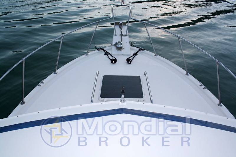 Bertram 33' sport fisherman
