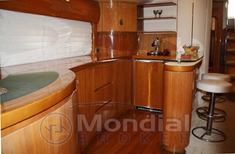 Princess V 65'
