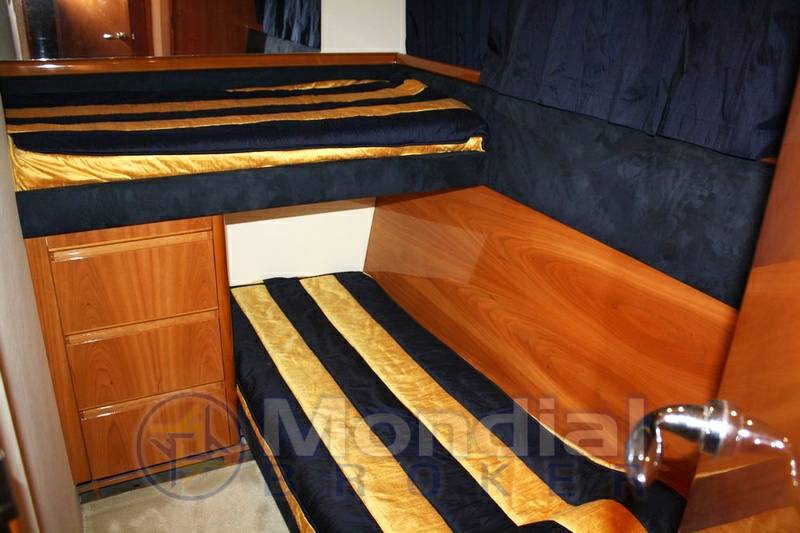 Princess V 65'