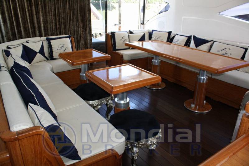 Overmarine Mangusta 72'