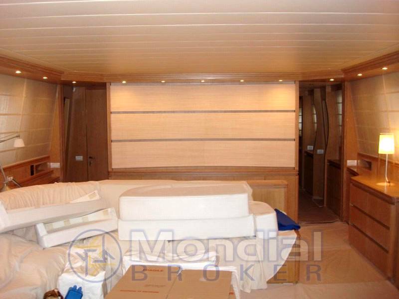 Fipa italiana yachts Maiora 31 dp