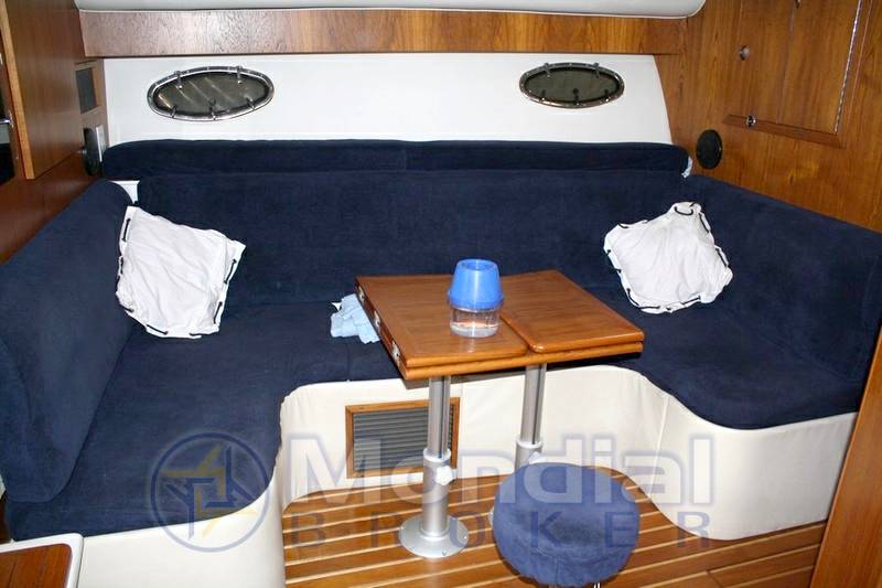 Tiara 3700