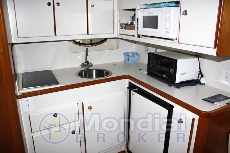 Tiara 3700