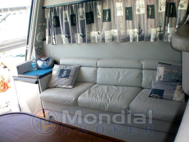 Ferretti 40' roadstar