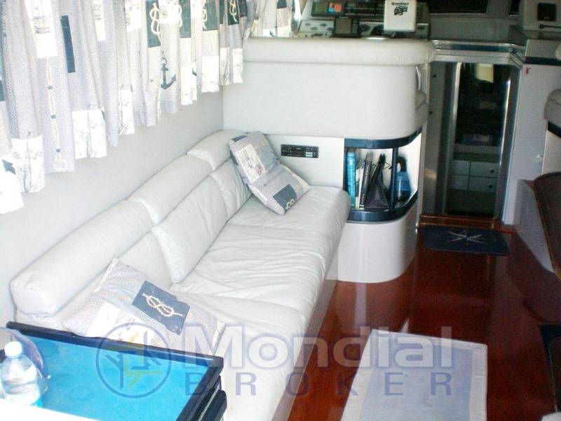 Ferretti 40' roadstar