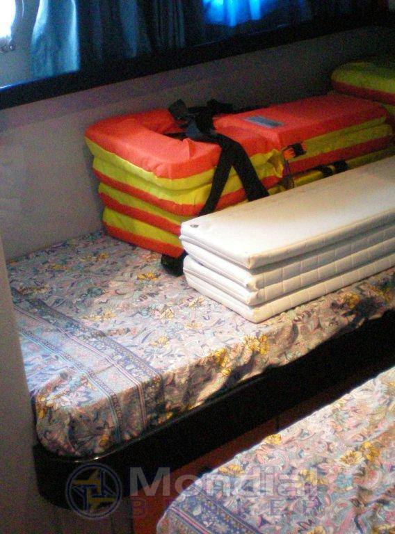 Ferretti 40' roadstar