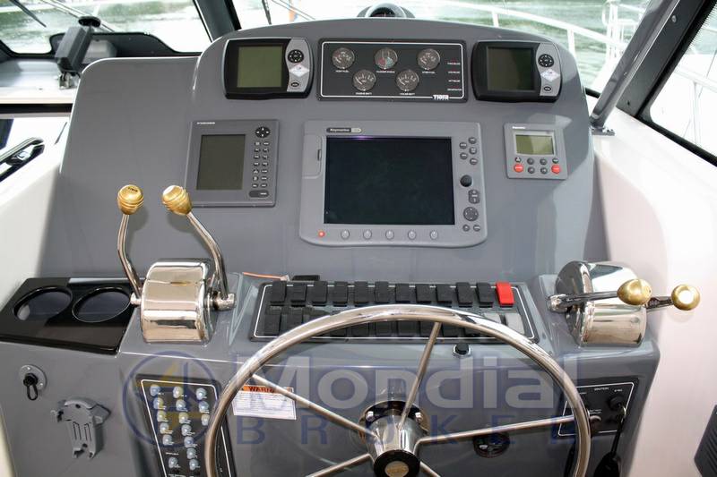 Tiara 3800