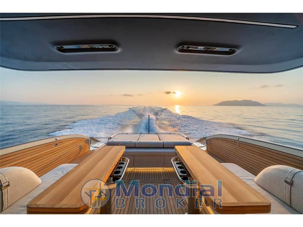 Invictus Tt550