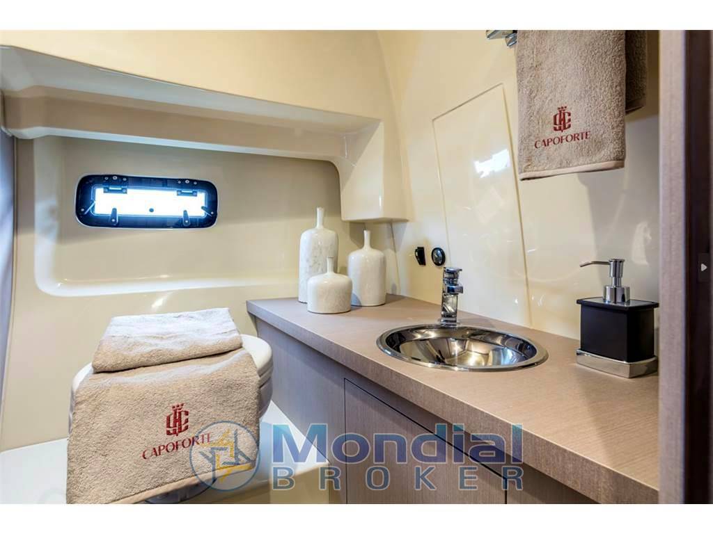 Invictus capoforte Cx270