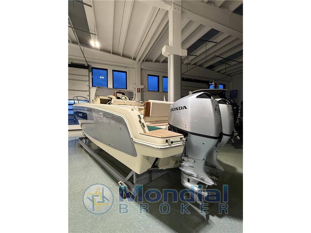 Invictus Capoforte cx270