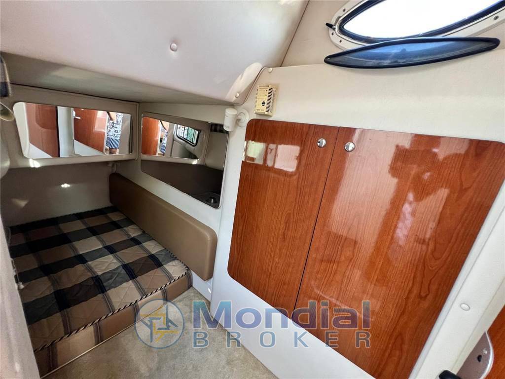 Monterey boats 302 cruiser