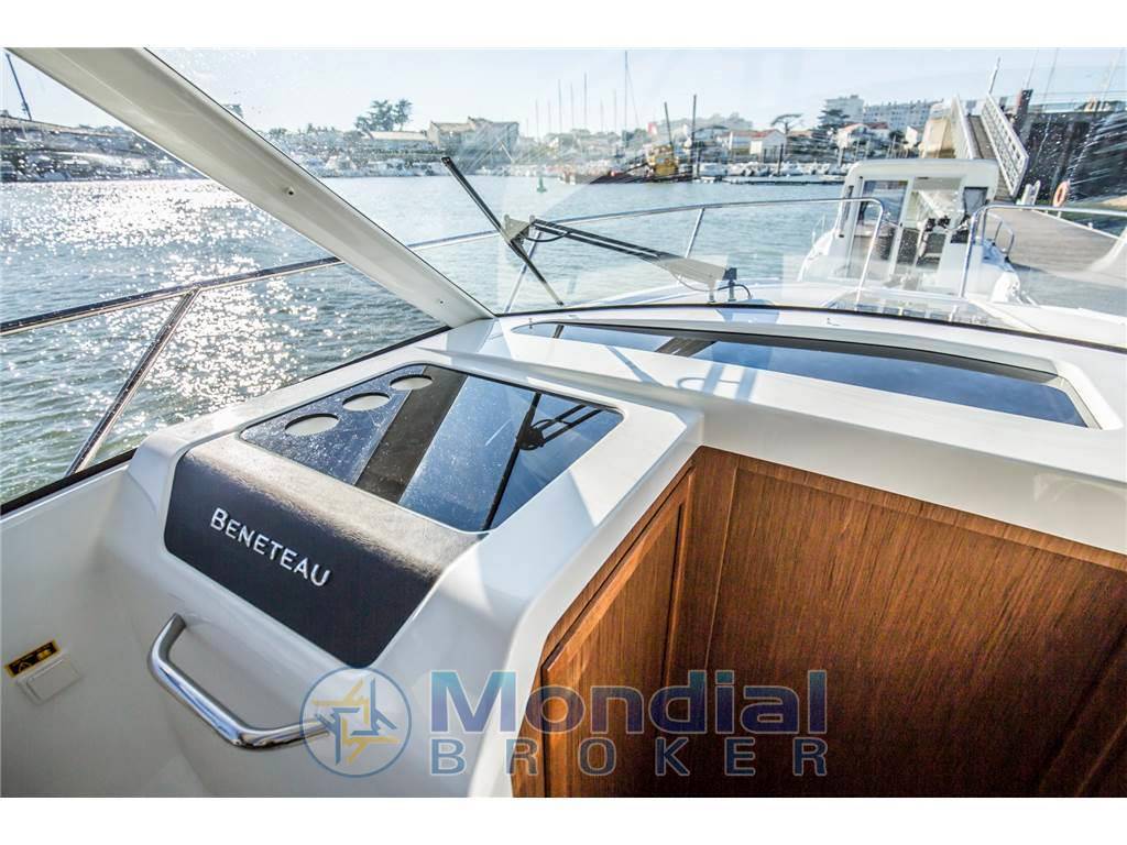 Beneteau Antares 9 ob