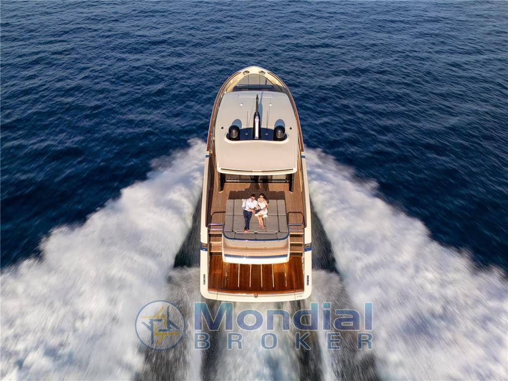 Invictus St550