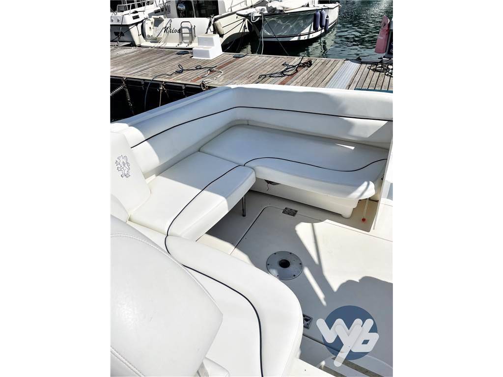 Larson boats Cabrio 330
