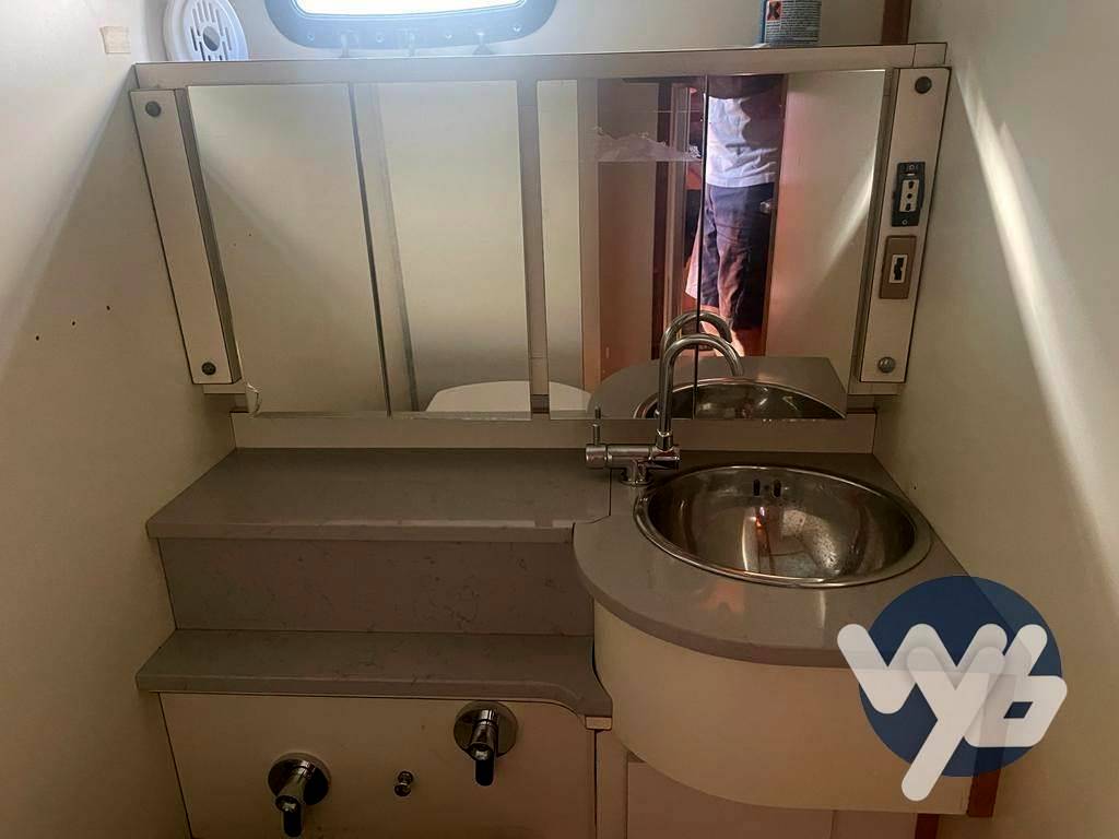 Ferretti yachts 42 altura
