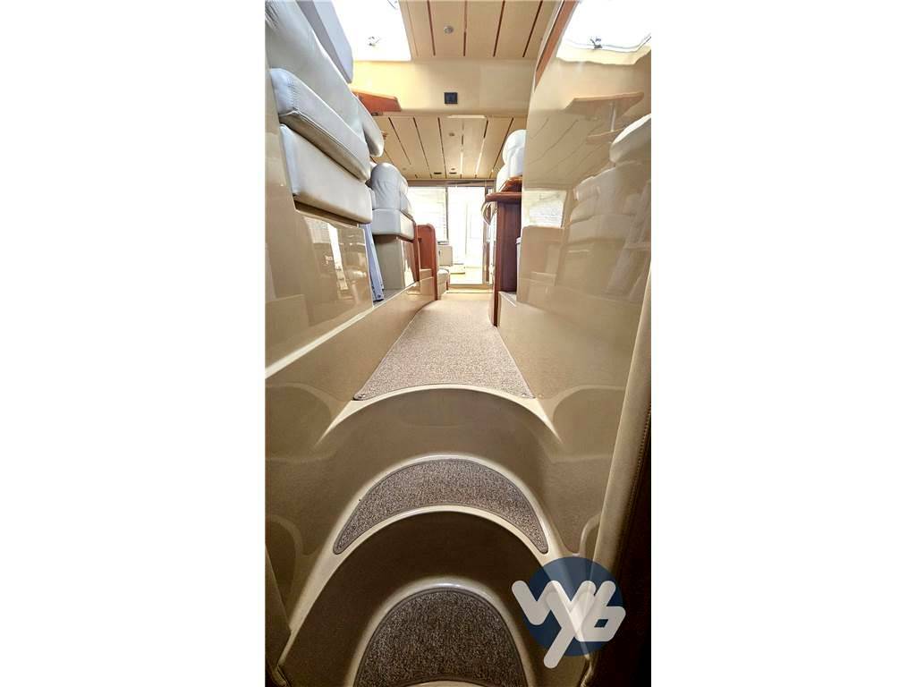 Ferretti yachts 53