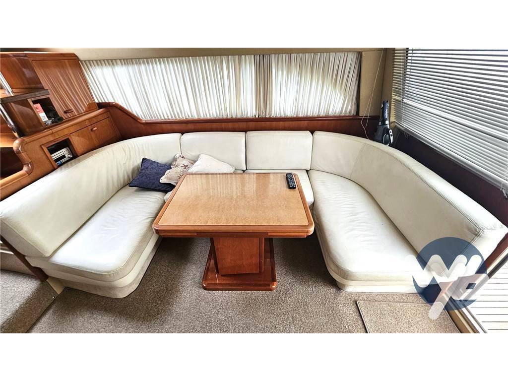 Ferretti yachts 53