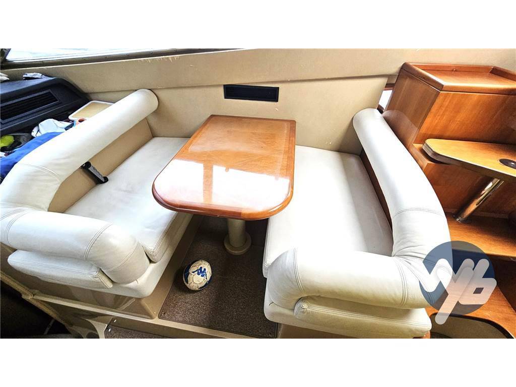 Ferretti yachts 53