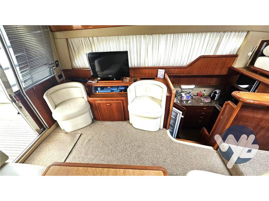Ferretti yachts 53
