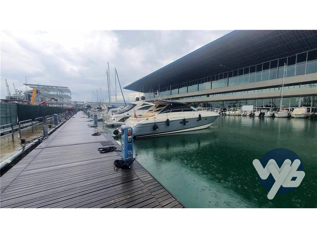 Princess yachts V 48