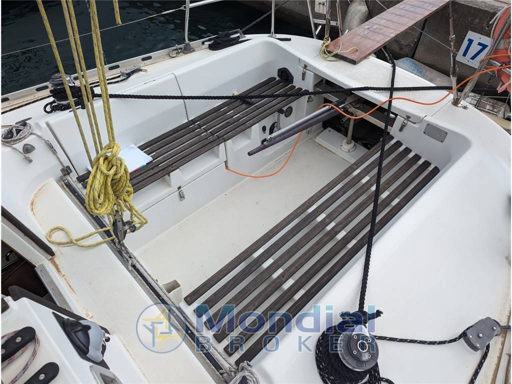 Beneteau First 30 e