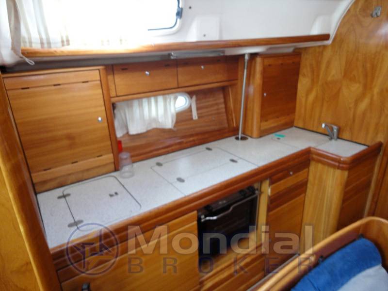 Bavaria yacht 39