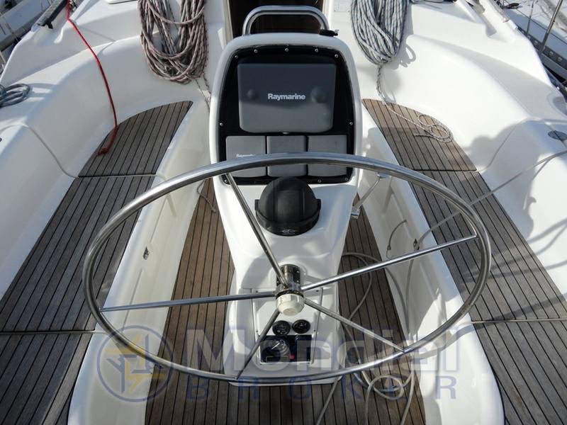 Bavaria yacht 39