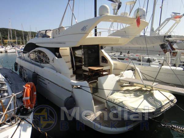 Azimut 46 fly