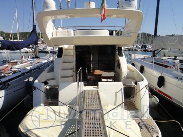 Azimut 46 fly