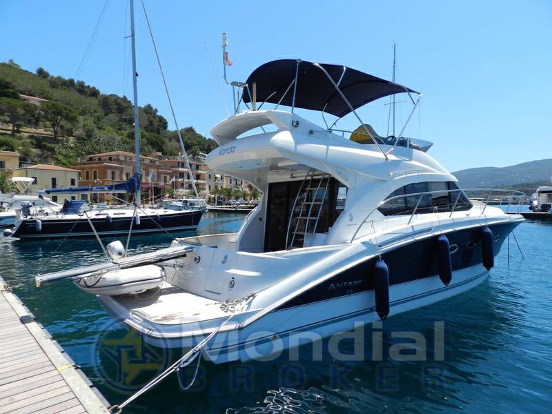 Beneteau Antares 42 fly