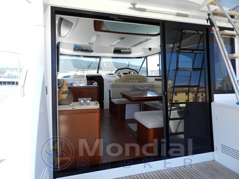 Beneteau Antares 42 fly