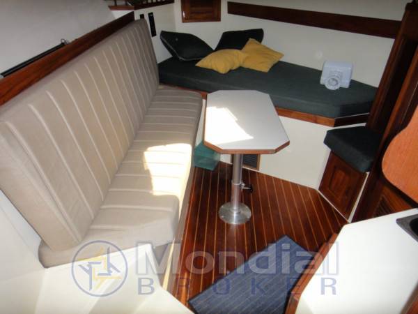 Albemarle 305